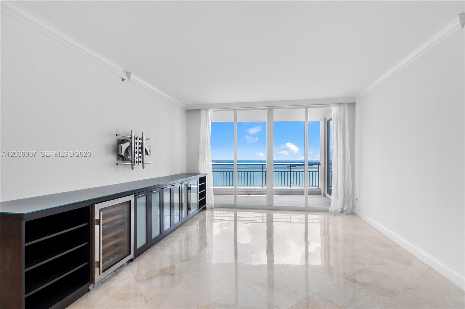 808 Brickell Key Dr #3002, Miami FL 33131