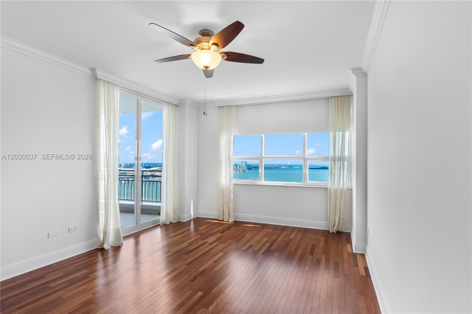 808 Brickell Key Dr #3002, Miami FL 33131