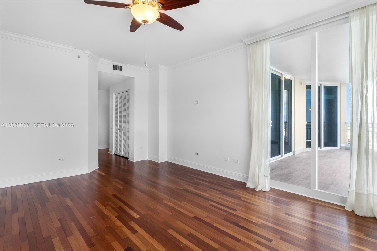 808 Brickell Key Dr #3002, Miami FL 33131