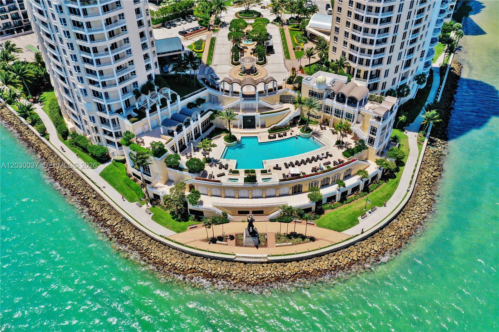 808 Brickell Key Dr #3002, Miami FL 33131