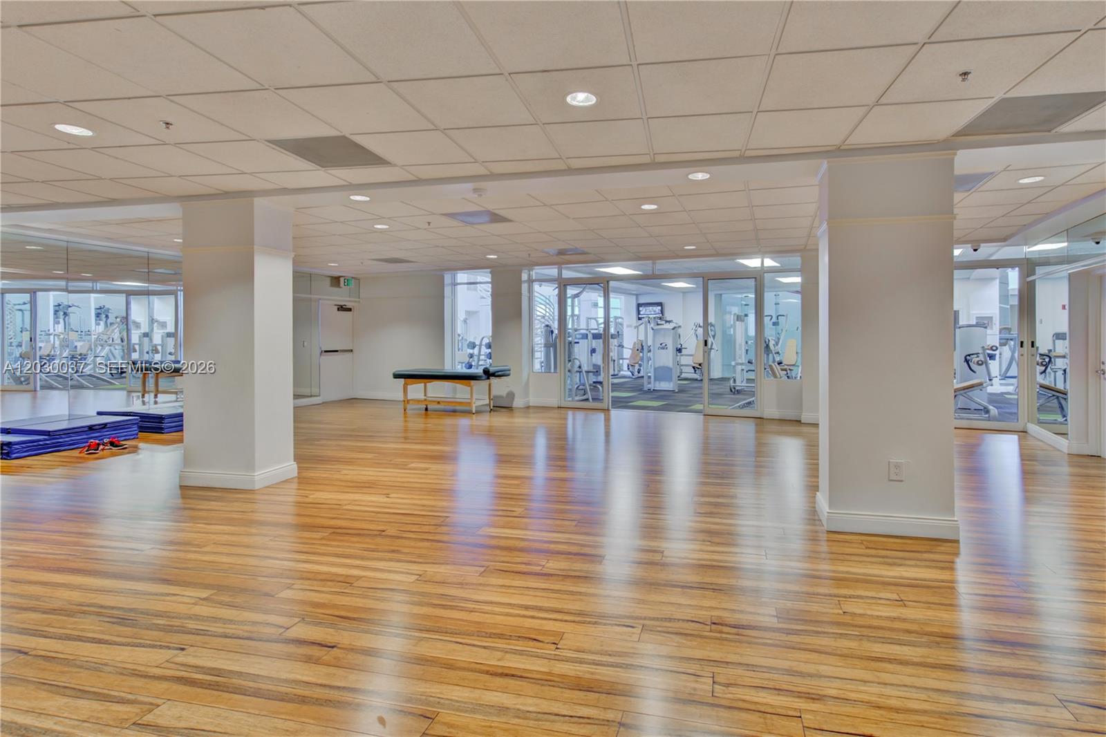 808 Brickell Key Dr #3002, Miami FL 33131