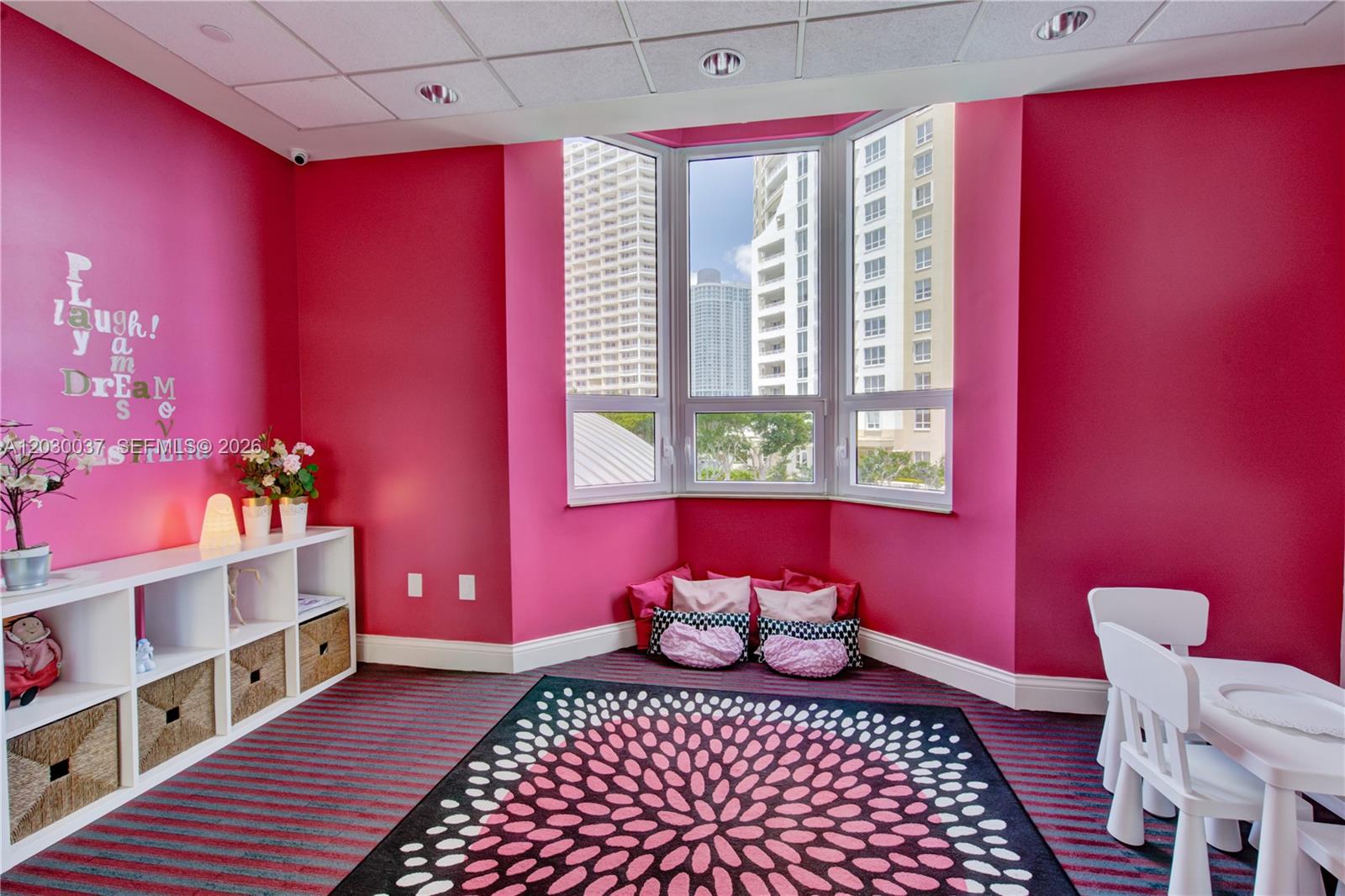 808 Brickell Key Dr #3002, Miami FL 33131