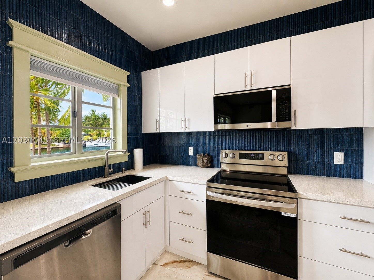 2137 Calais Dr #5, Miami Beach FL 33141