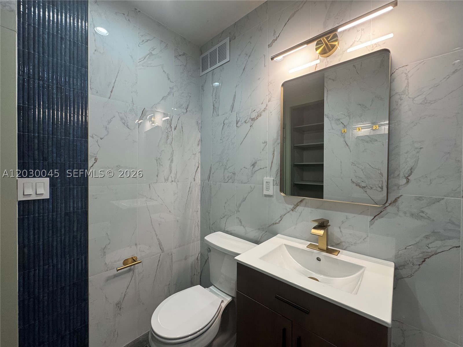 2137 Calais Dr #5, Miami Beach FL 33141