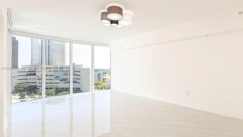 Fort Lauderdale FL 33301 - A12030047