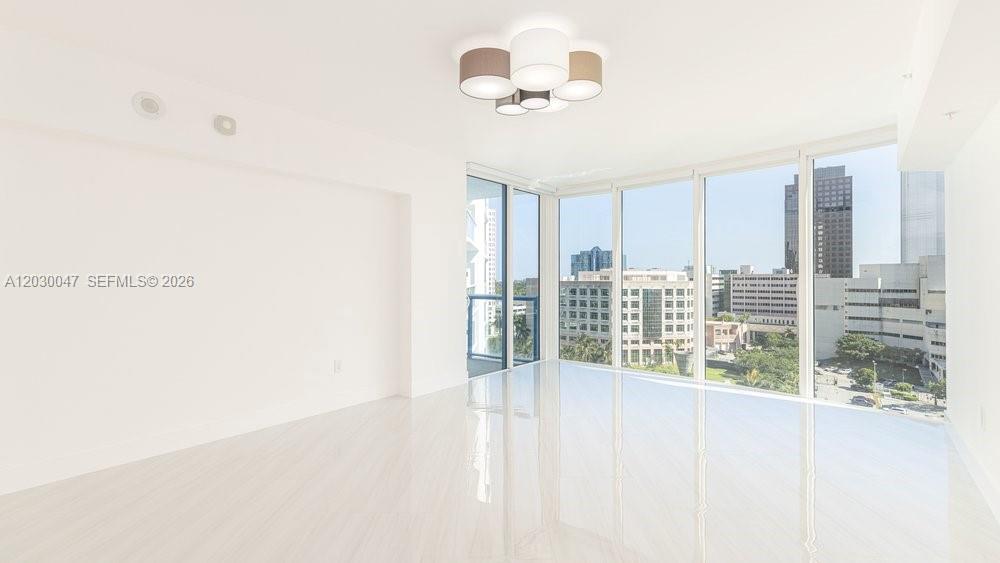 Fort Lauderdale FL 33301 - A12030047