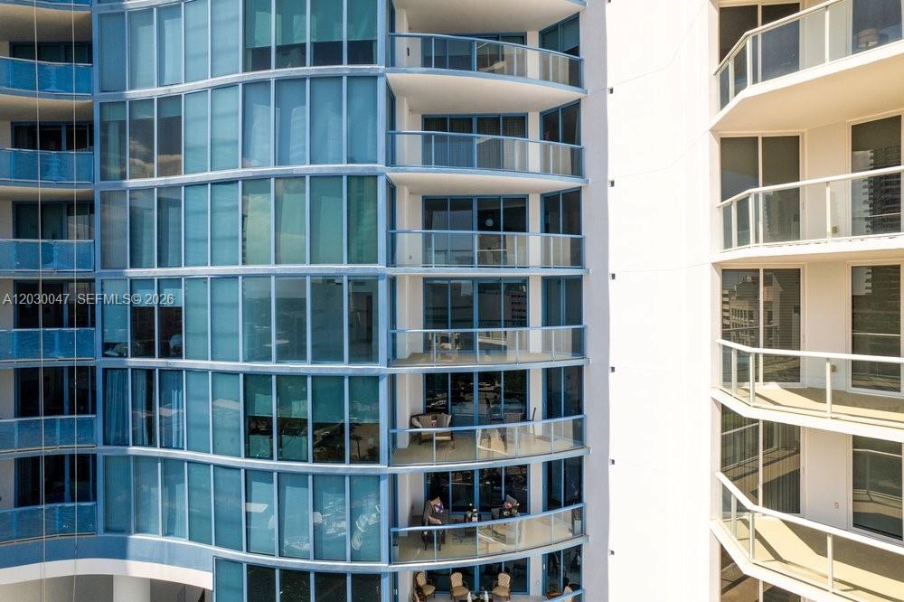 Fort Lauderdale FL 33301 - A12030047