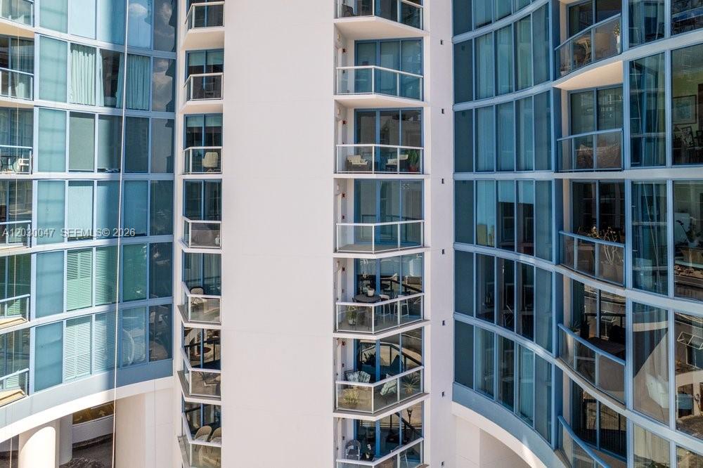 Fort Lauderdale FL 33301 - A12030047