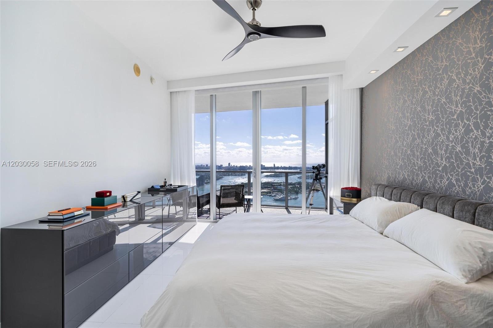 1100 Biscayne Blvd #5203, Miami FL 33132