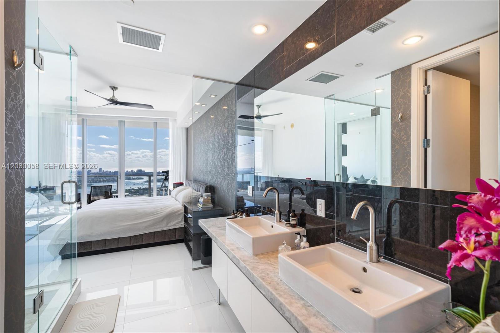 1100 Biscayne Blvd #5203, Miami FL 33132