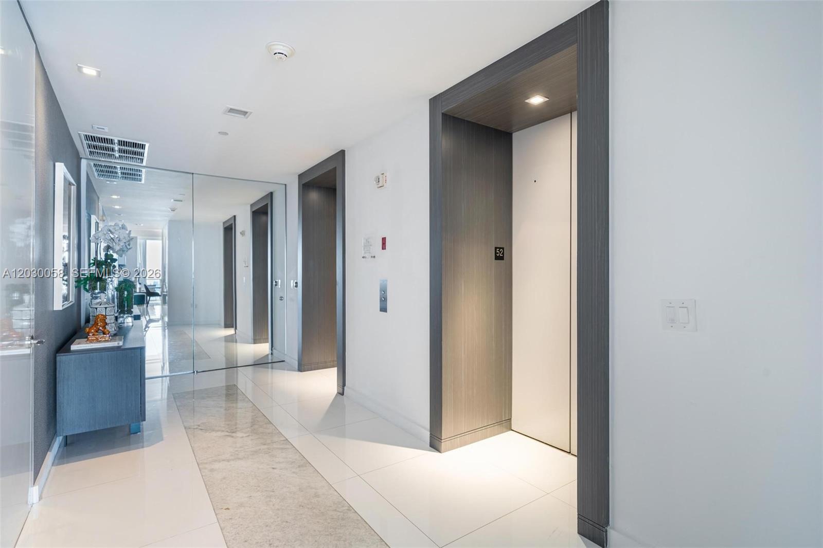 1100 Biscayne Blvd #5203, Miami FL 33132