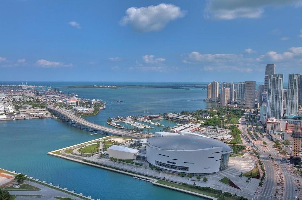 1100 Biscayne Blvd #5203, Miami FL 33132