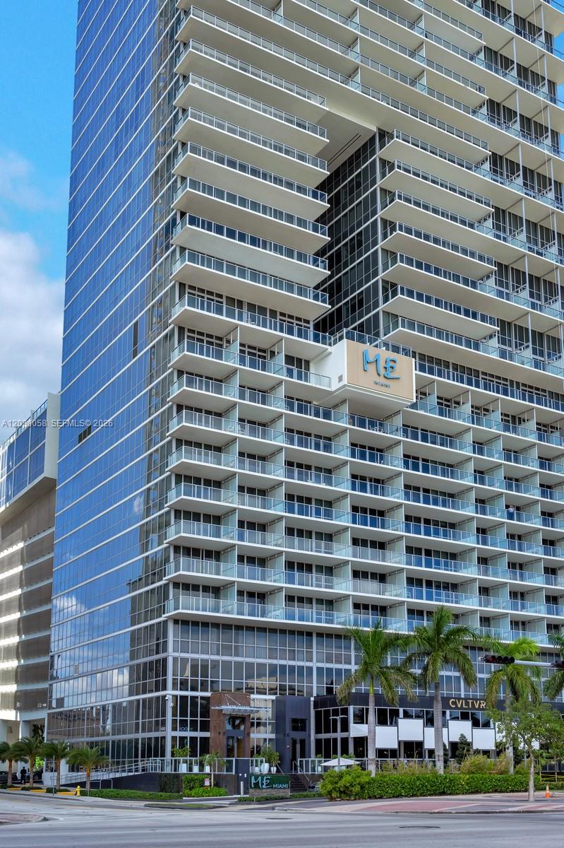 1100 Biscayne Blvd #5203, Miami FL 33132