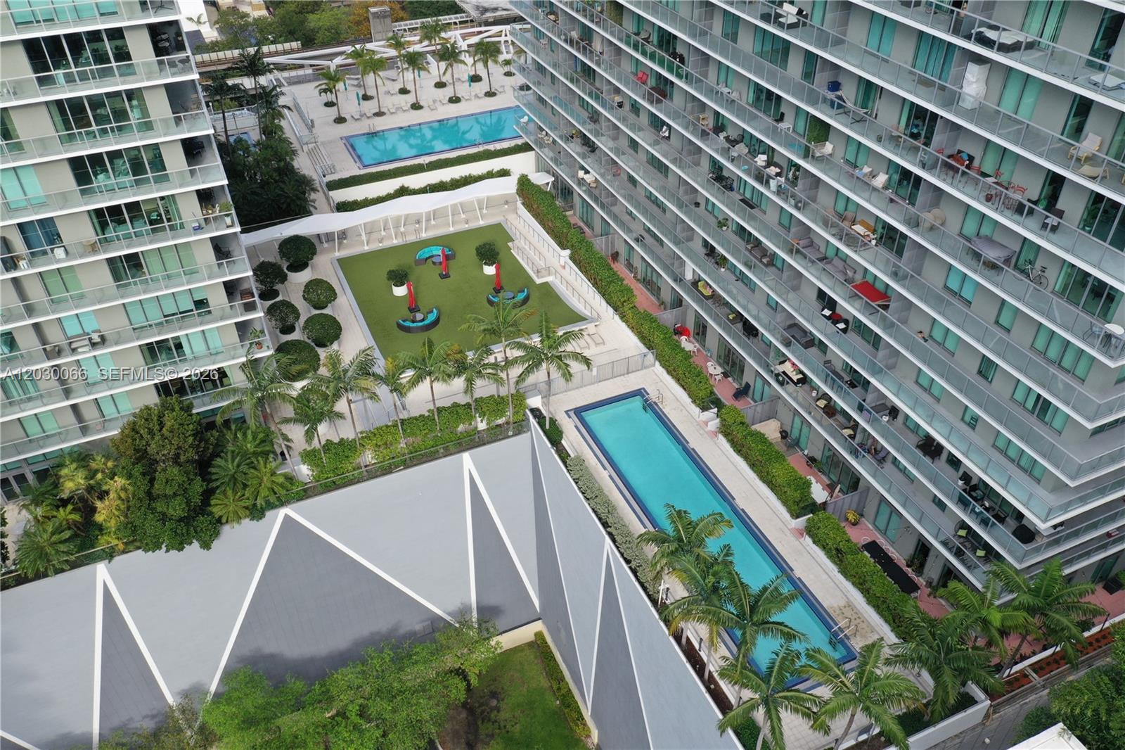 79 SW 12th St #3201-S, Miami FL 33130
