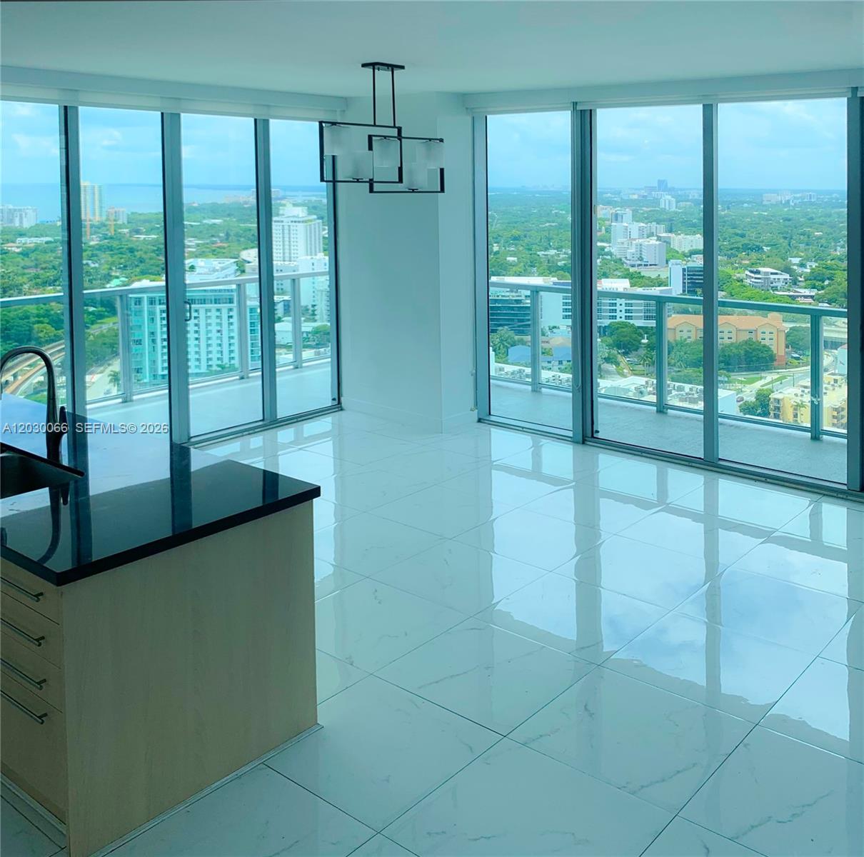 79 SW 12th St #3201-S, Miami FL 33130