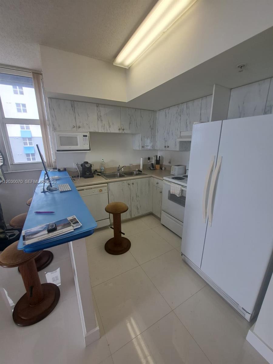 5085 NW 7th St #602, Miami FL 33126