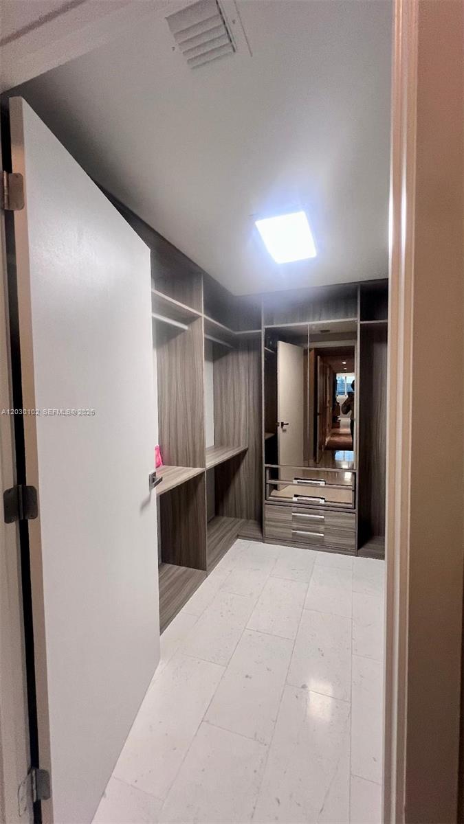 1080 Brickell Ave #3600, Miami FL 33131
