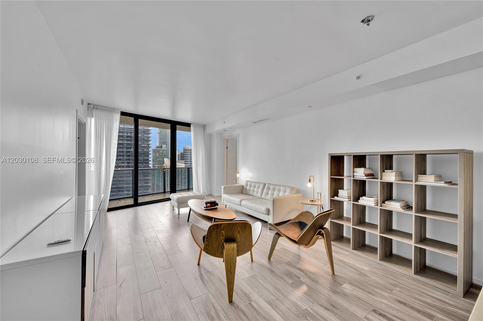 801 S Miami Ave #4602, Miami FL 33130