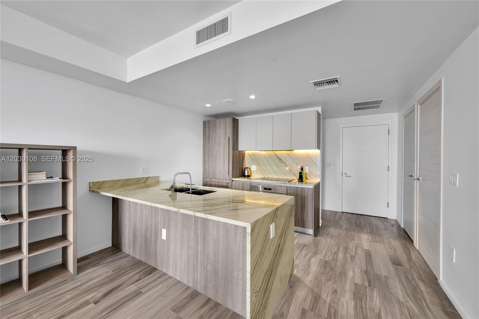 801 S Miami Ave #4602, Miami FL 33130