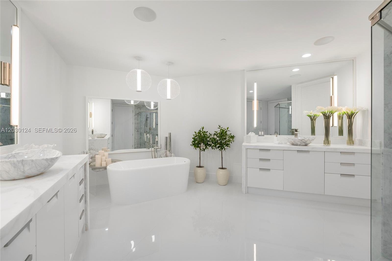 5959 Collins Ave #807, Miami Beach FL 33140