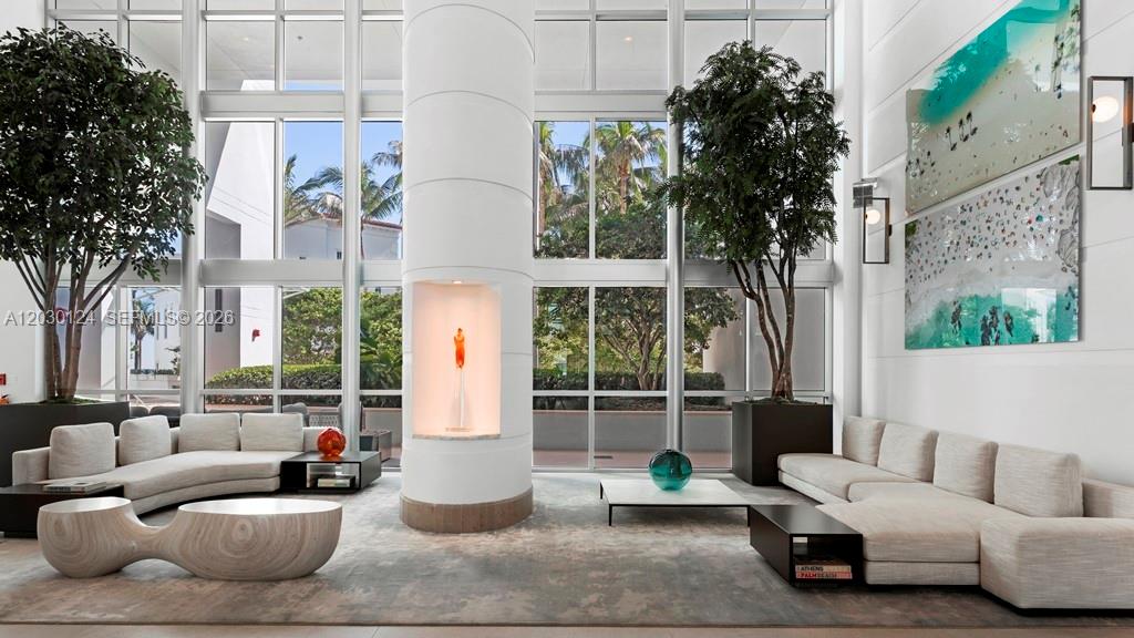 5959 Collins Ave #807, Miami Beach FL 33140