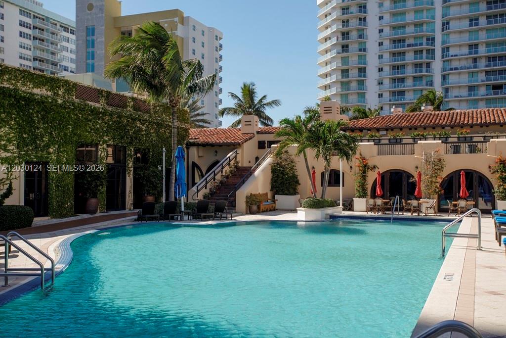 5959 Collins Ave #807, Miami Beach FL 33140