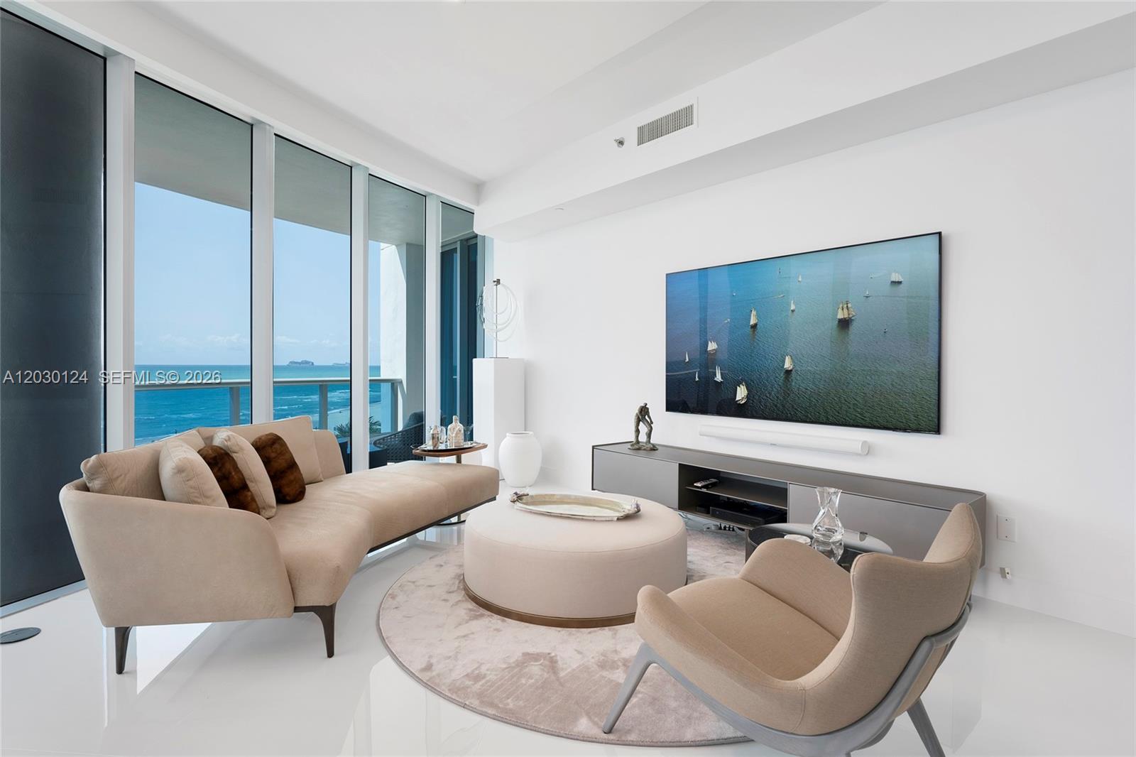 5959 Collins Ave #807, Miami Beach FL 33140