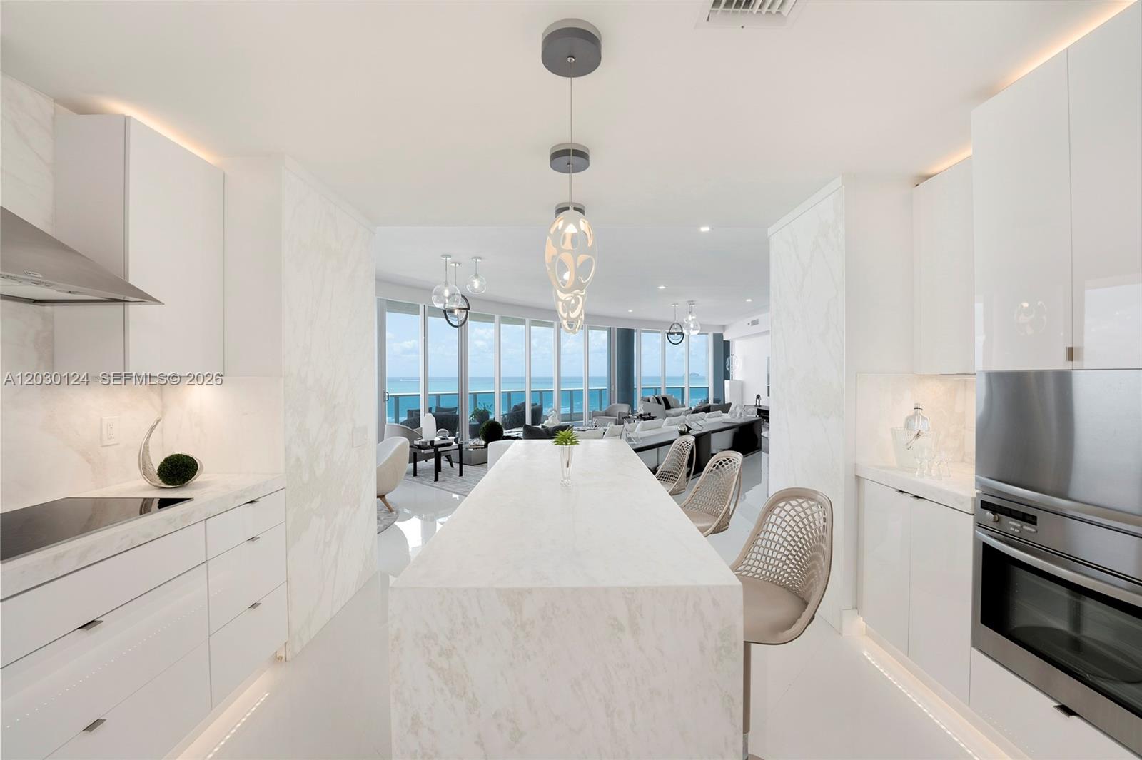 5959 Collins Ave #807, Miami Beach FL 33140