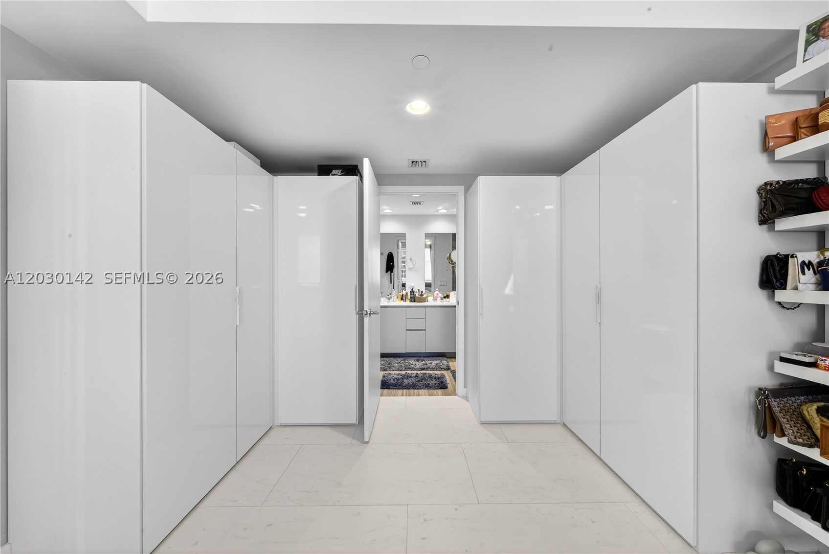 1010 Brickell Ave #2905, Miami FL 33131