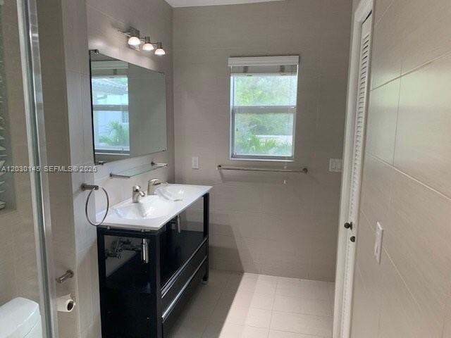 423 Alhambra Cir, Coral Gables FL 33134