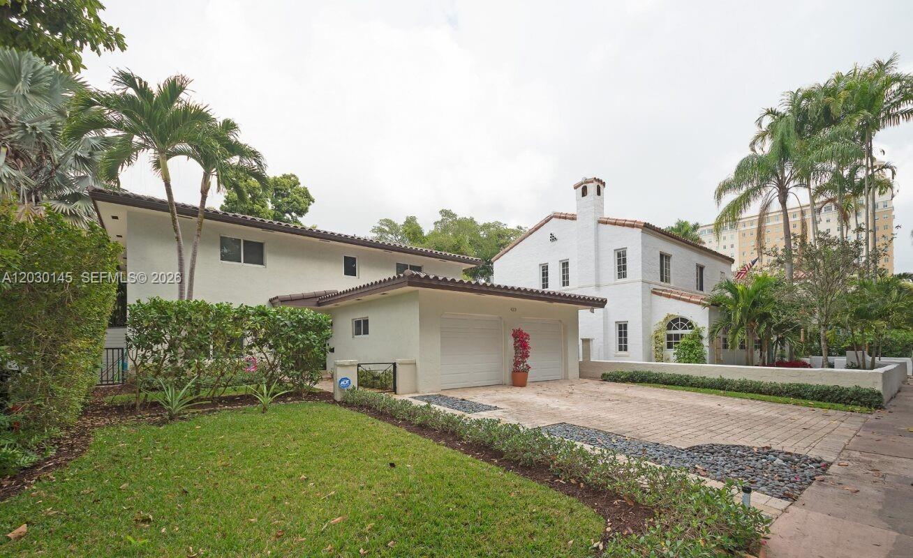 423 Alhambra Cir, Coral Gables FL 33134