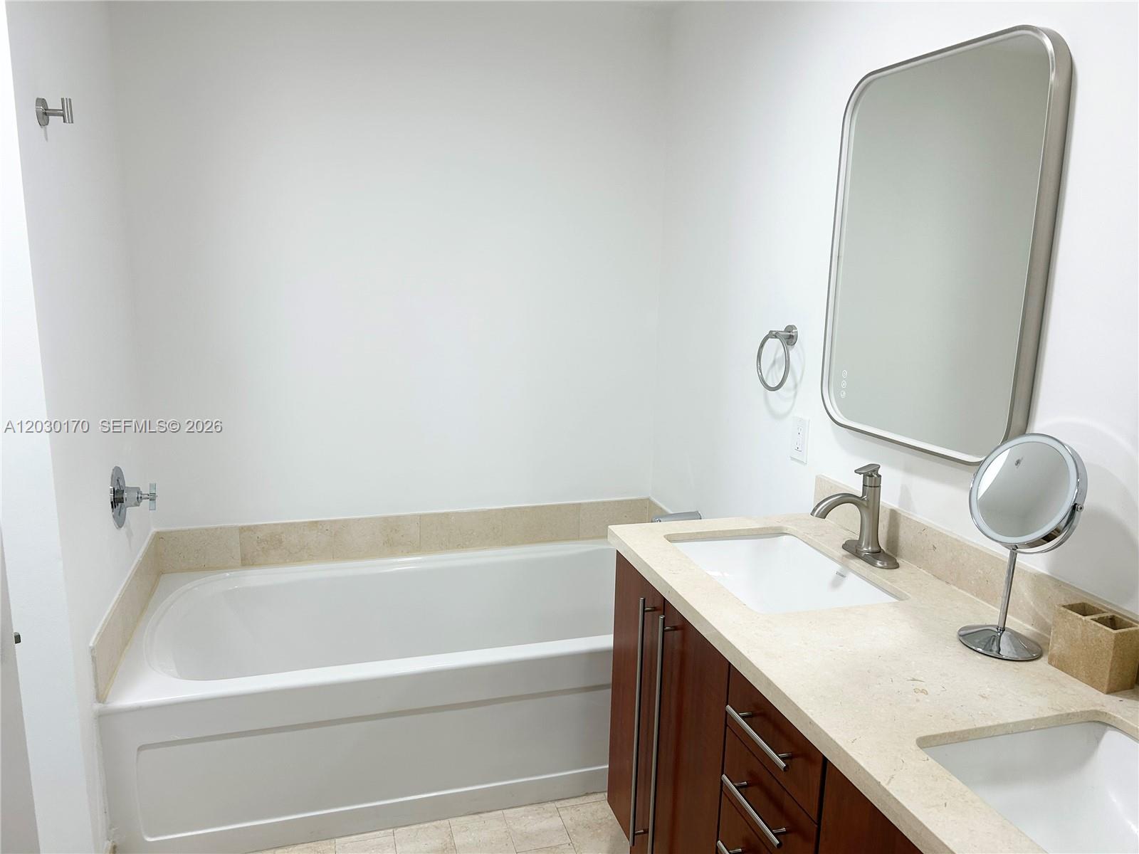 79 SW 12th St #1710-S, Miami FL 33130