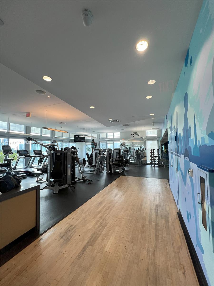 79 SW 12th St #1710-S, Miami FL 33130