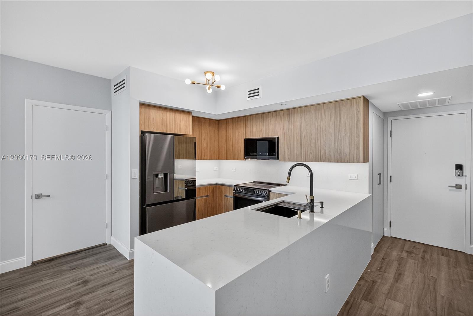 350 S Miami Ave #1705, Miami FL 33130