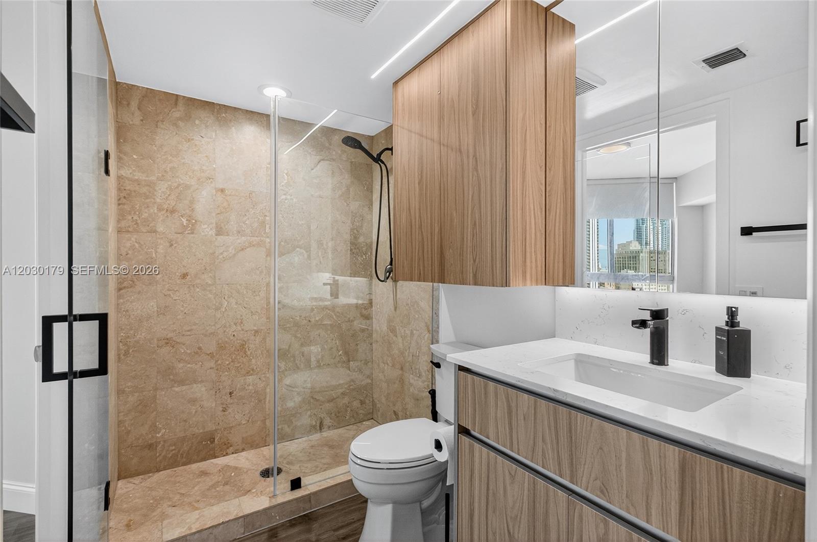 350 S Miami Ave #1705, Miami FL 33130