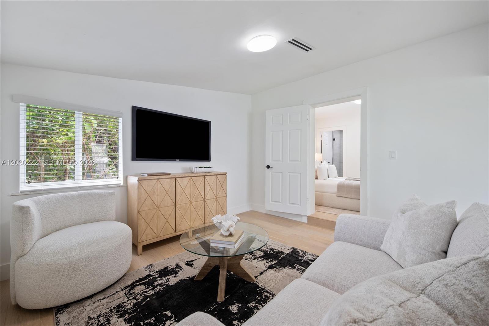 451 NE 73rd St, Miami FL 33138