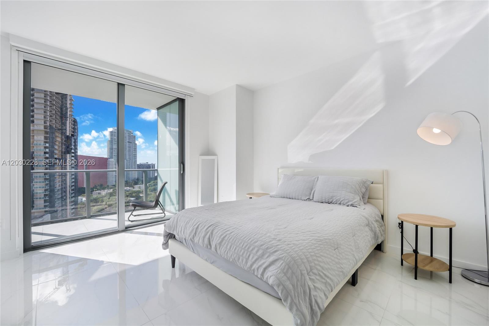 1300 S Miami Ave #1705, Miami FL 33130