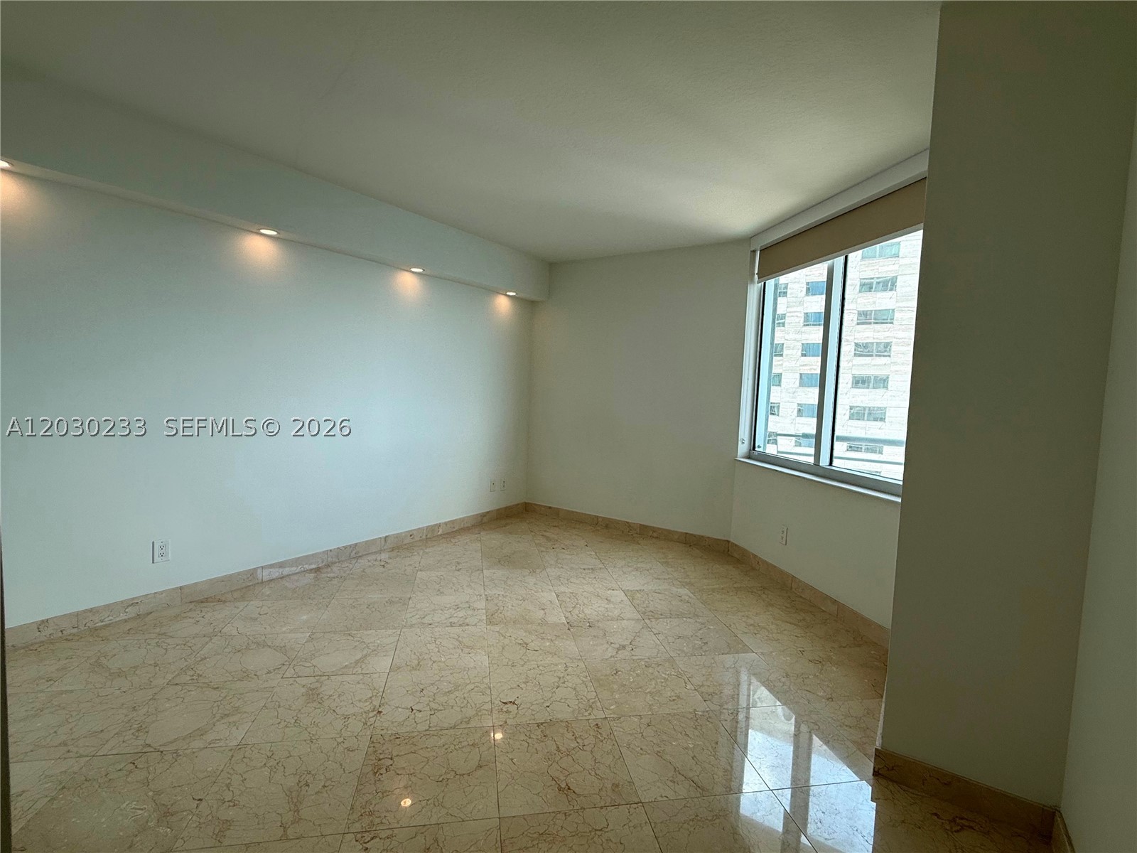 335 S BISCAYNE BLVD #2908, Miami FL 33131