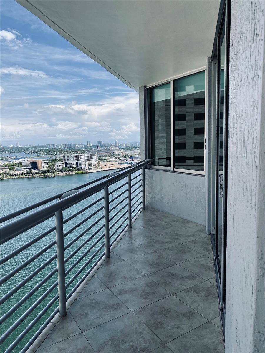 335 S BISCAYNE BLVD #2908, Miami FL 33131