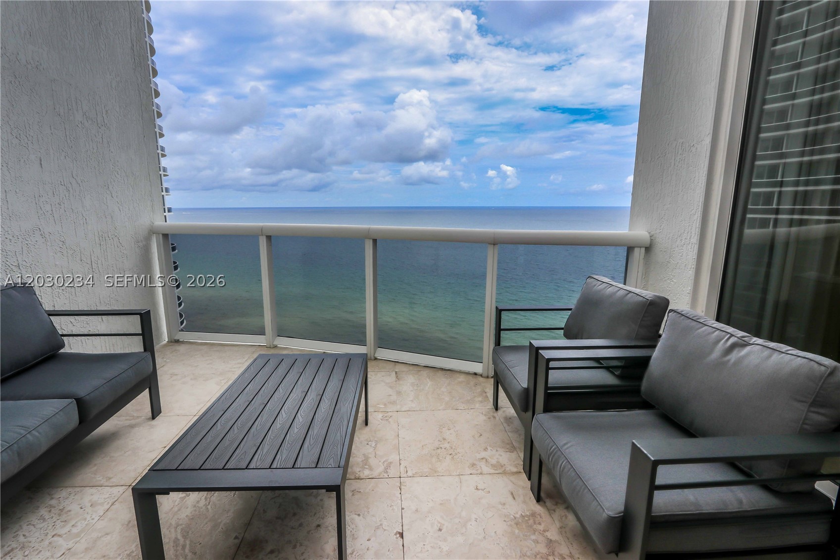 15901 Collins Ave #2004, Sunny Isles Beach FL 33160
