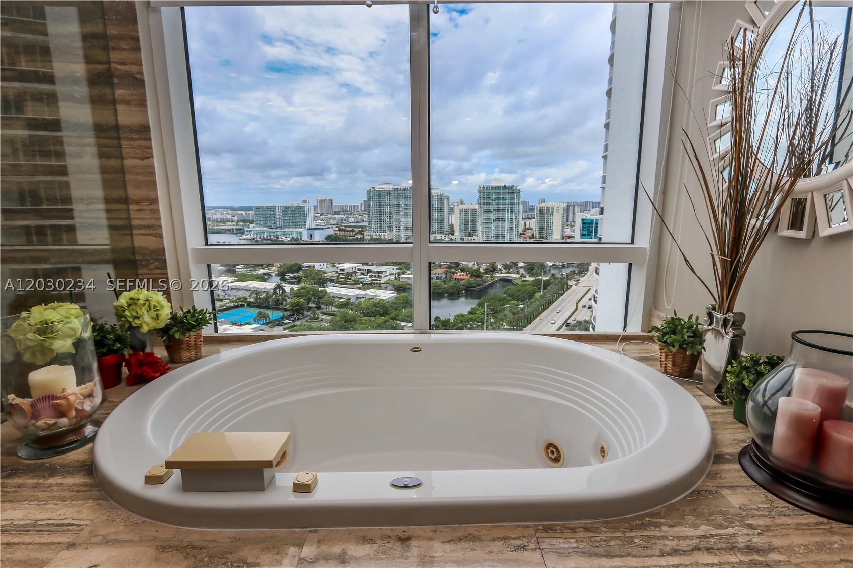15901 Collins Ave #2004, Sunny Isles Beach FL 33160