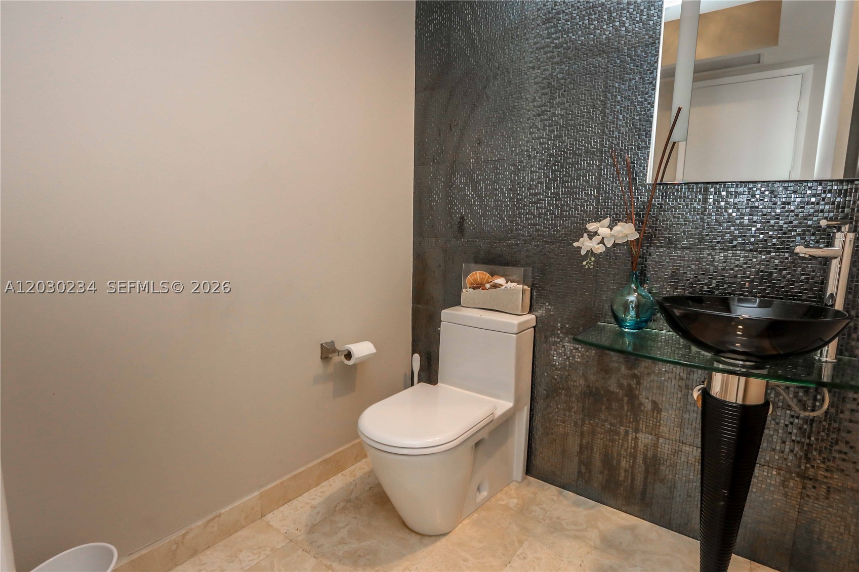 15901 Collins Ave #2004, Sunny Isles Beach FL 33160