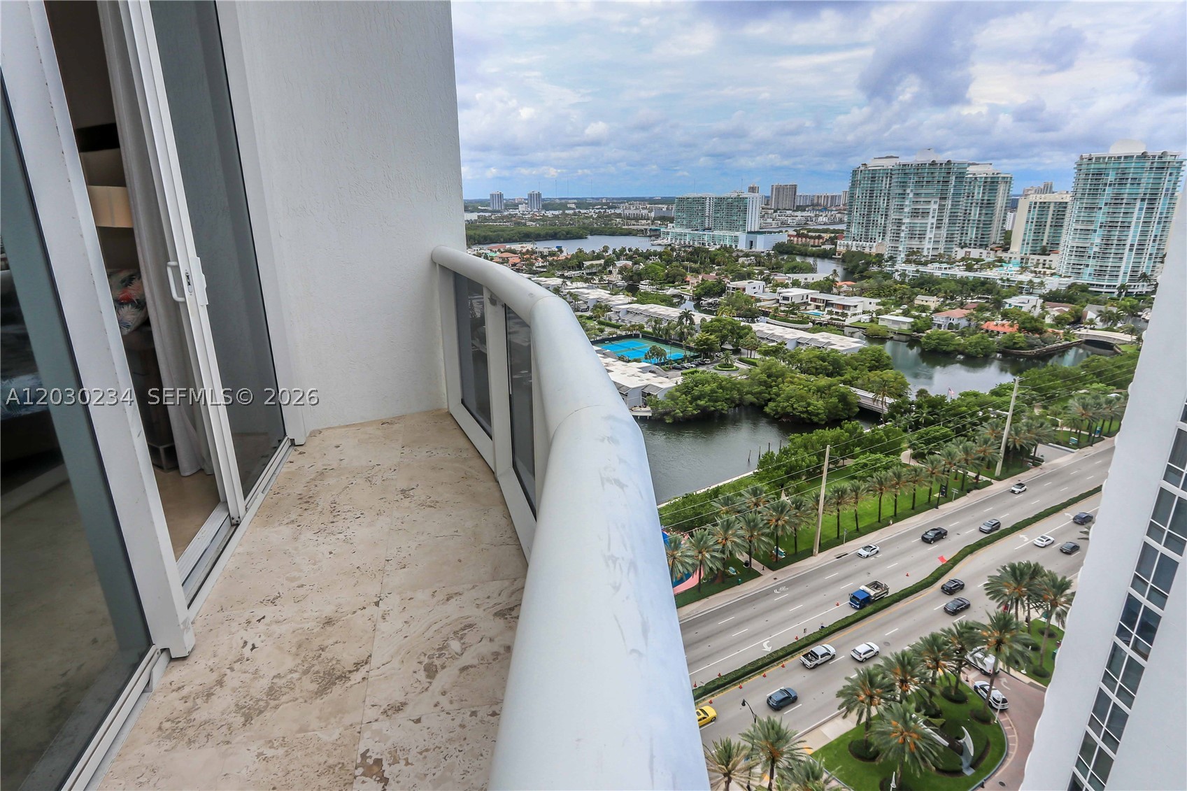 15901 Collins Ave #2004, Sunny Isles Beach FL 33160