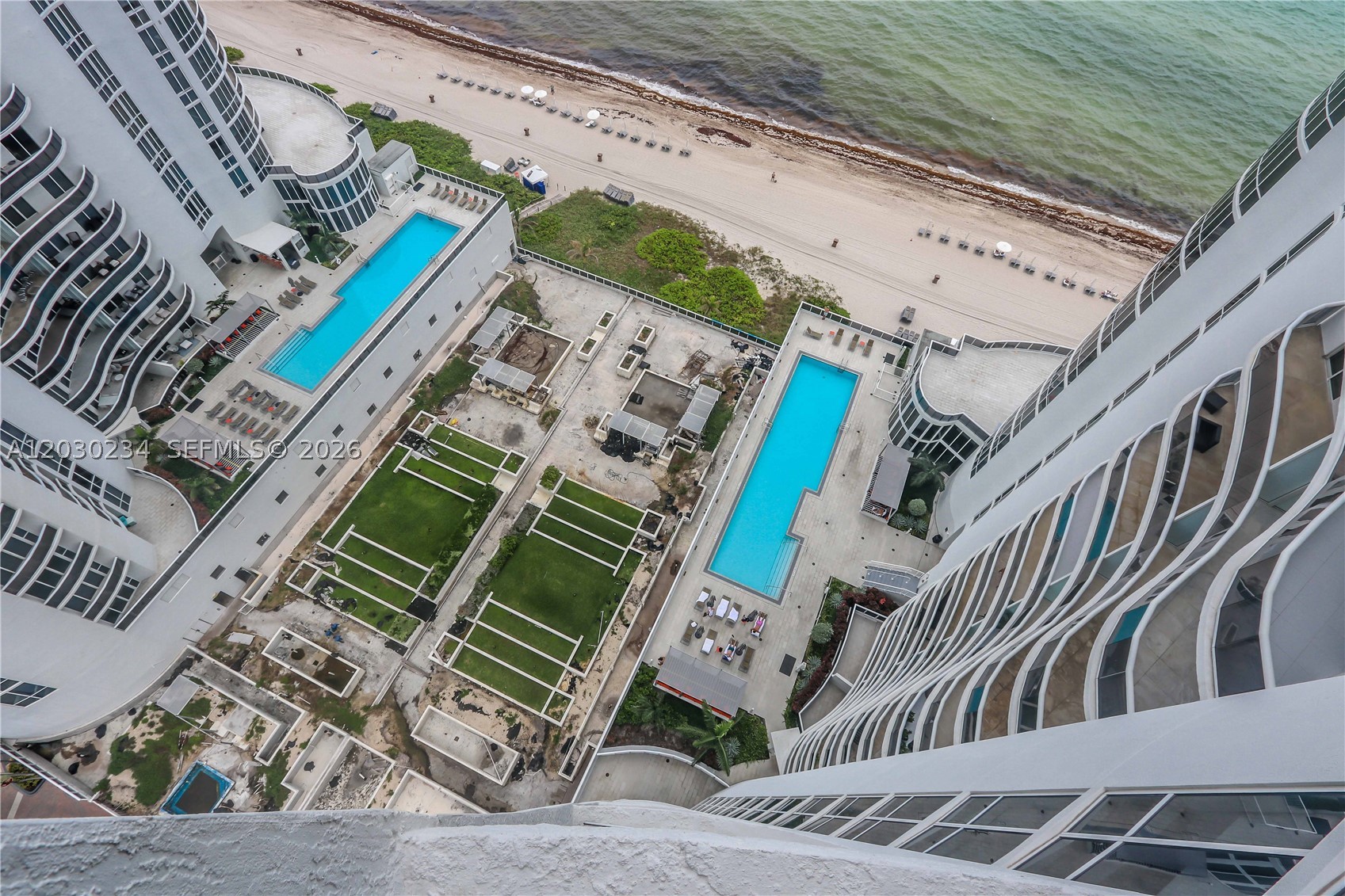 15901 Collins Ave #2004, Sunny Isles Beach FL 33160