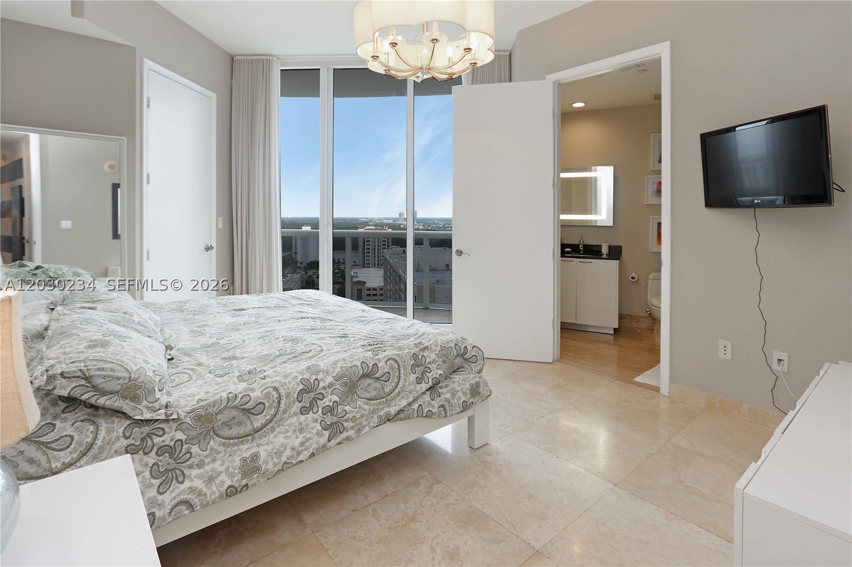 15901 Collins Ave #2004, Sunny Isles Beach FL 33160