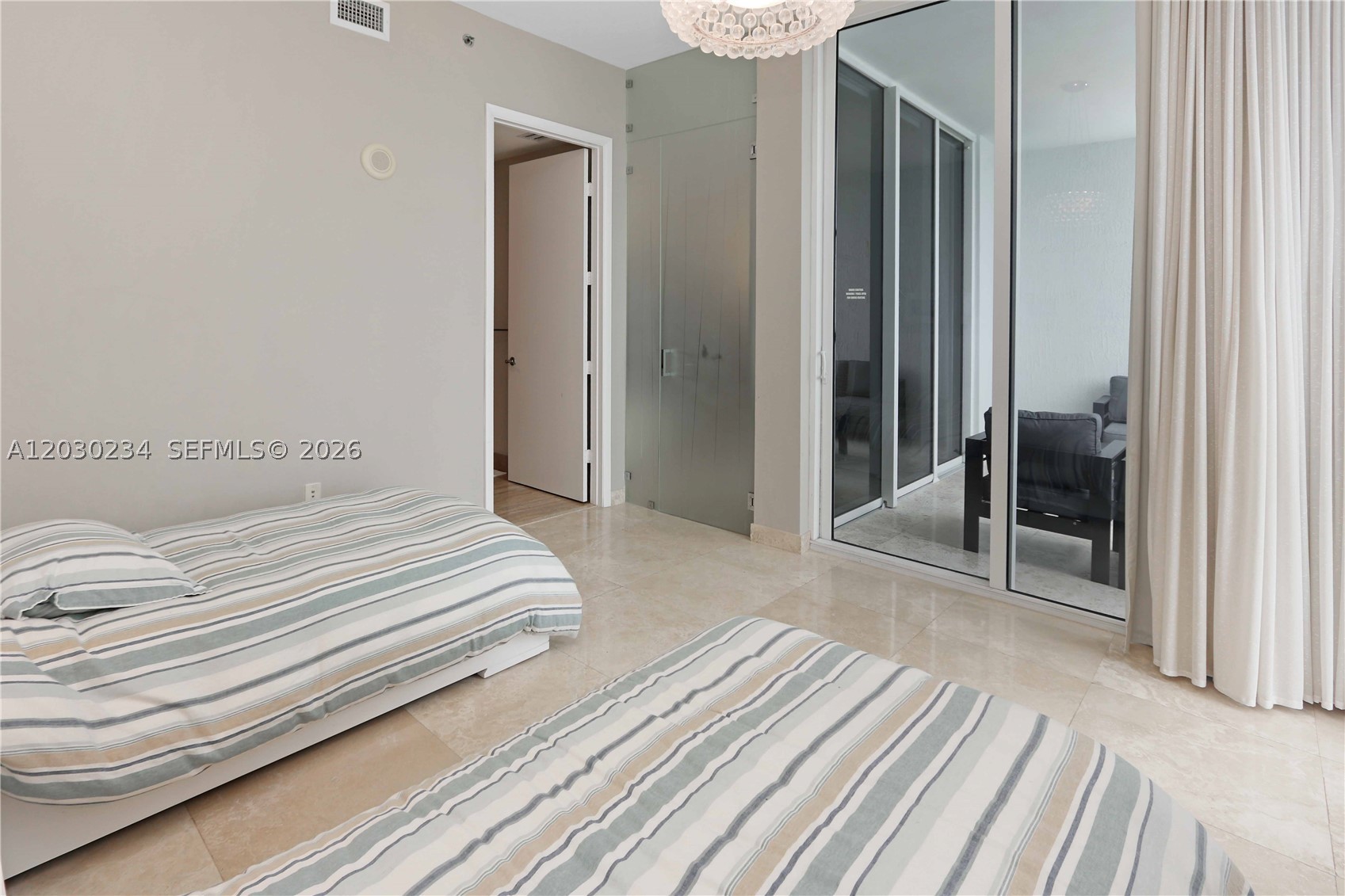 15901 Collins Ave #2004, Sunny Isles Beach FL 33160