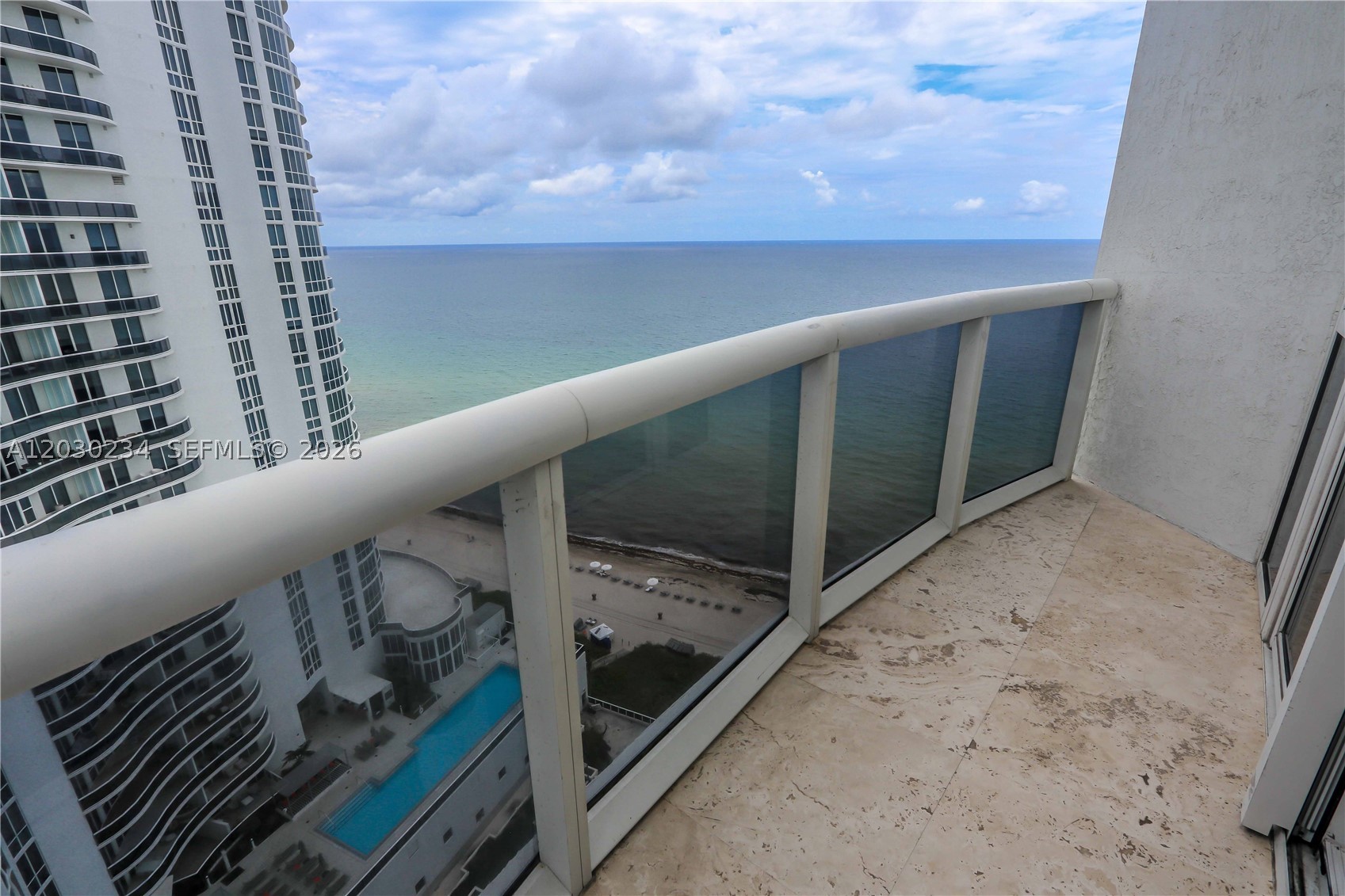 15901 Collins Ave #2004, Sunny Isles Beach FL 33160