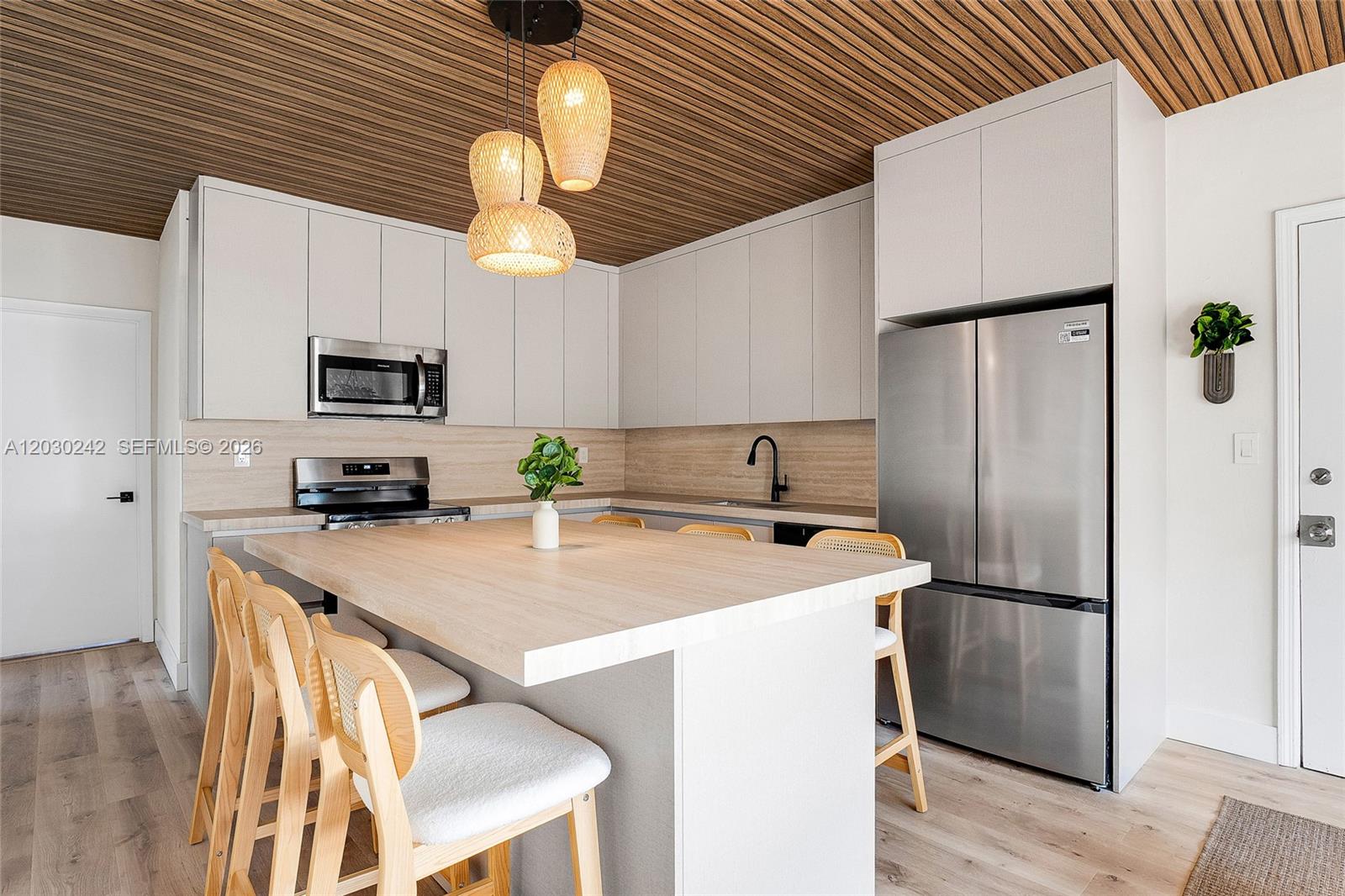 1275 Marseille Dr #42, Miami Beach FL 33141