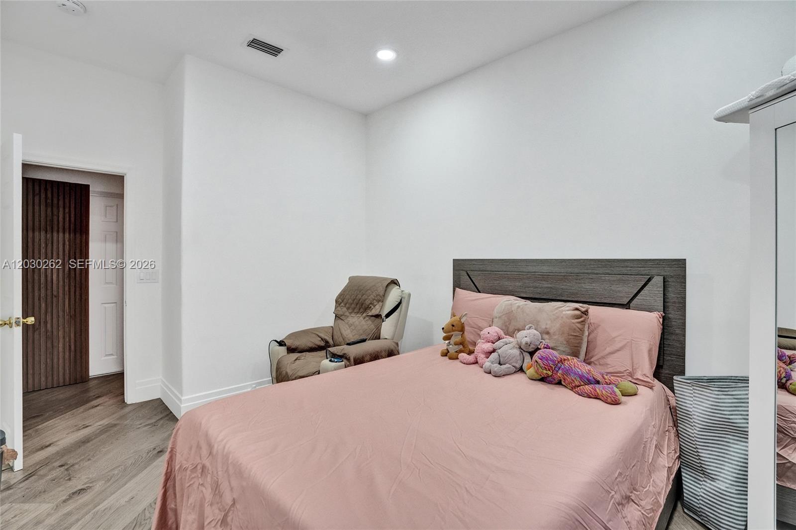 16180 SW 14th St, Pembroke Pines FL 33027