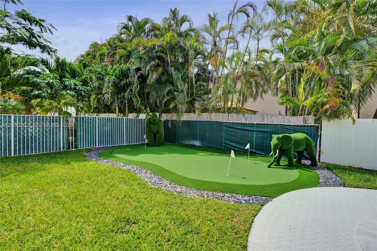 16180 SW 14th St, Pembroke Pines FL 33027